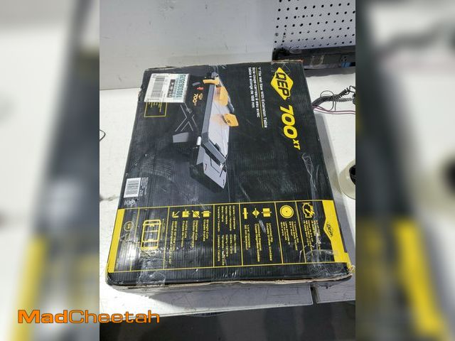 Lot 74-12788582 - QEP 700XT 3/4 HP Wet Tile Saw with 7 in. Blade and Table Extension 22700Q - UNUSED