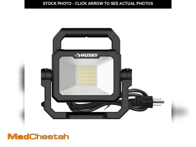 Lot 74-12692481 - Husky 3000 Lumen LED Portable Corded Work Light - UNUSED