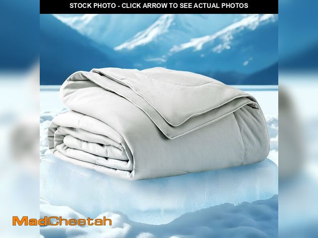 Lot 74-13622468 - Bedsure Cooling Blankets for Hot Sleepers - Cooling Comforter, Lightweight Cold Summer Blanket for N...