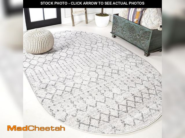 Lot 74-12366087 - JONATHAN Y Boho Vintage Diamond Cream/Gray Oval Area Rug 3X5 ft, Moroccan Hype for Living Room, Bedr...