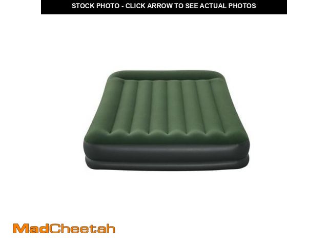 Lot 74-12427401 - Ozark Trail Tritech Airbed Queen 14  in &amp; Out Pump - UNUSED