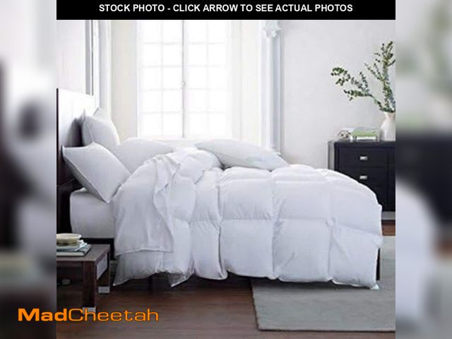 Lot 74-13735893 - Unbranded All Season White Goose Down Alternative King Comforter - USED
