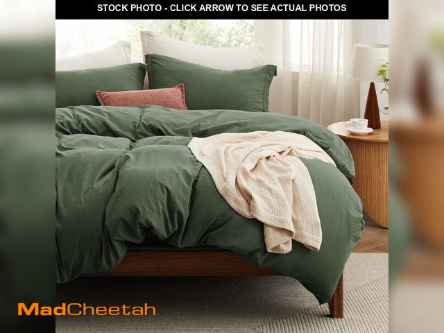 Lot 74-13712603 - Bedsure Duvet Cover Queen Size with Fitted Sheet - 4 Pieces Prewashed Cotton-Like Extra Soft Bedding...