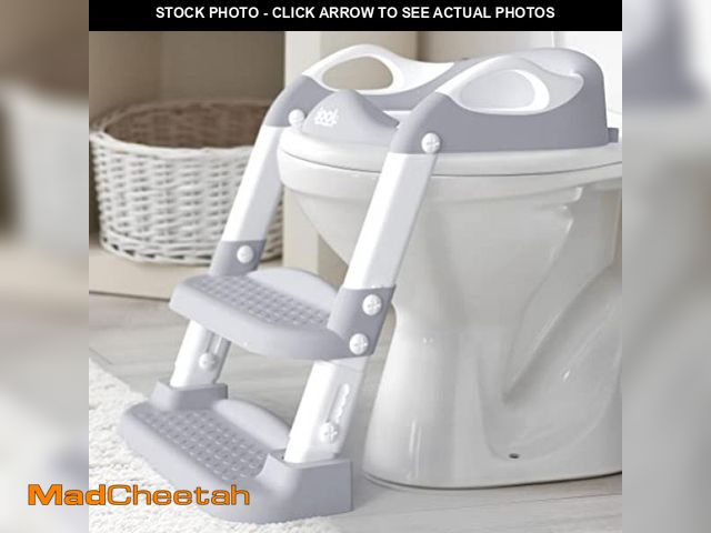 Lot 74-12327889 - Jool Baby Potty Training Seat with 2 Step Ladder for Toddlers - Soft Cushioned Seat &amp; Splash Gua...