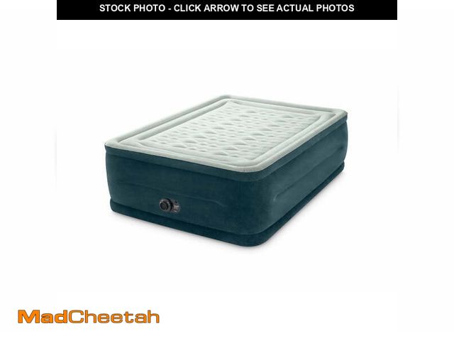 Lot 74-12686673 - Intex 24" Full Dream Lux Pillow Top Dura-Beam Airbed Mattress with Built-in Pump - USED