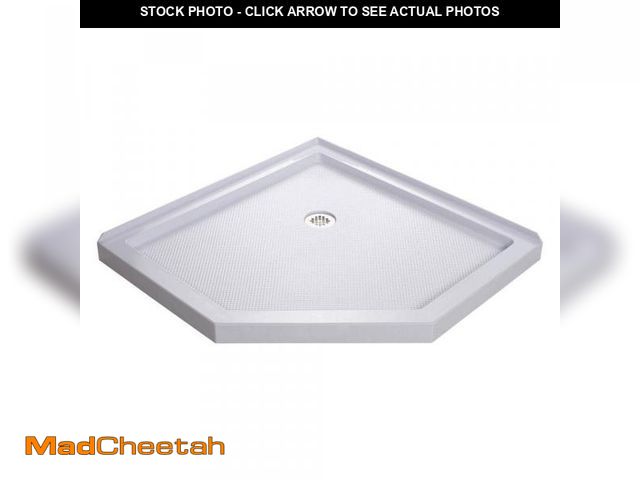 Lot 74-12400405 - DreamLine SlimLine 36 in. x 36 in. Neo-Angle Shower Pan Base in White - UNUSED