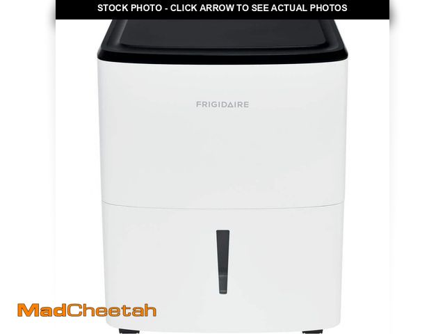 Lot 74-12824303 - Frigidaire 35 pt. 550 sq.ft. Moderate Humidity Dehumidifier with Bucket in. White - USED