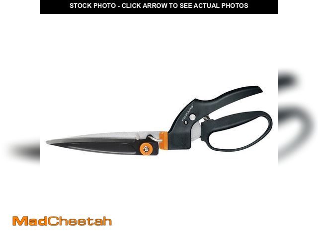 Lot 74-12584656 - Fiskars 5 in. Steel Rotating Blades Loop-Handled Grass Shears - UNUSED