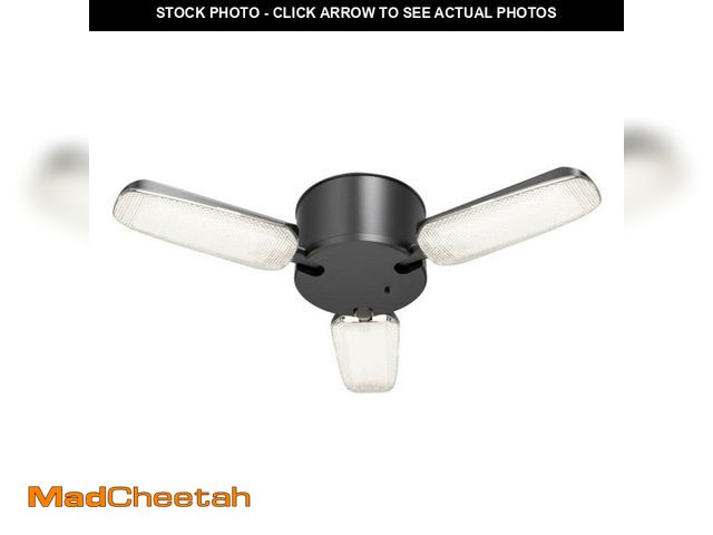 Lot 74-12692056 - Commercial Electric 1.25 ft. 3-Head 8000 Lumens 500- Watt Equivalent Black Integrated LED Convertibl...