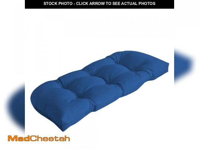 Lot 74-12424582 - ARDEN 41.5 in. x 18 in. Cobalt Blue Texture Rectangle Outdoor Bench Cushion - UNUSED