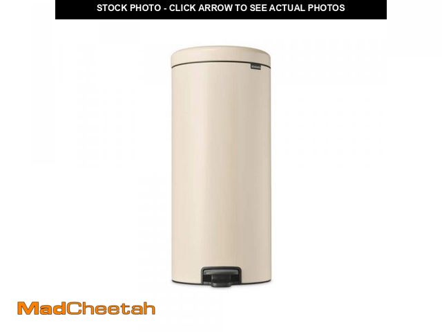 Lot 74-12491644 - Brabantia NewIcon 8 Gal. (30 l) Soft Beige Step On Trash Can - UNUSED