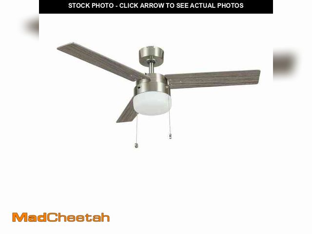 Lot 74-12804237 - *MISSING COVER* Hampton Bay Montgomery II 44 in. Indoor Brushed Nickel Ceiling Fan with Light Kit *M...