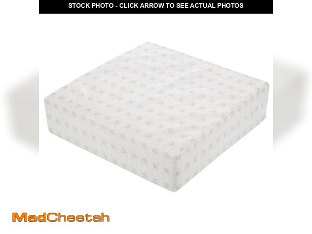 Lot 74-12536311 - Classic Accessories Square Patio Lounge Seat Cushion Foam, 25 x 25 x 5 inch - UNUSED