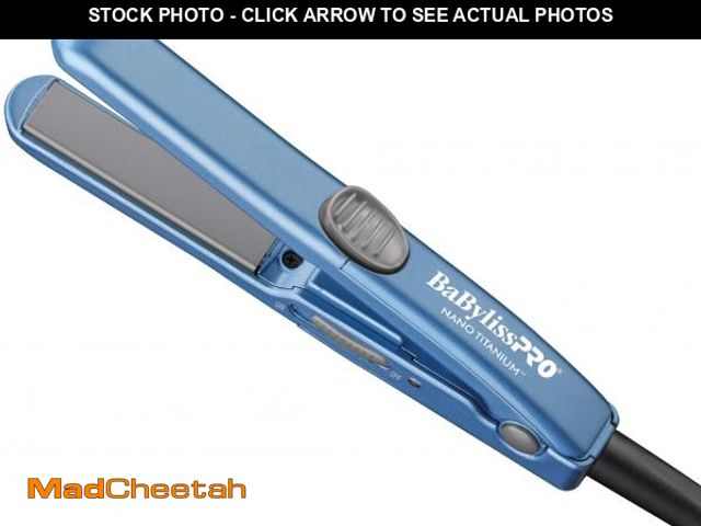 Lot 74-12111659 - BaBylissPRO Nano Titanium Mini Straightening Iron Blue 0.5 Inch - USED