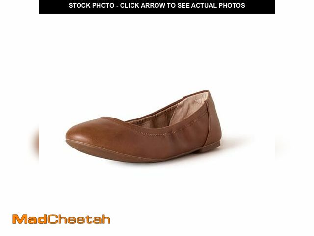 Lot 74-12711616 - Essentials Women's Belice Shoe, Tan, 9.5 WW Wide US - UNUSED