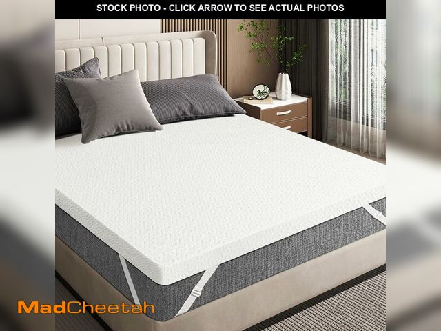 Lot 74-12569624 - Czpalo 4 Inch Gel Memory Foam Mattress Topper Queen, Cooling Mattress Topper with Removable &amp; Wa...