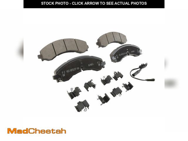 Lot 74-14209125 - GM Genuine Parts 86788820 Front Disc Brake Pad Set - USED