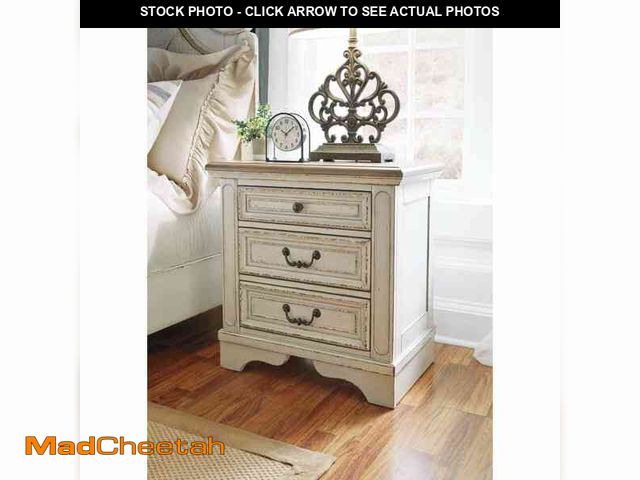 Lot 74-13037276 - Signature DESIGN BY ASHLEY Realyn Chipped White / Brown 3-Drawer 27 in. W Nightstand - UNUSED