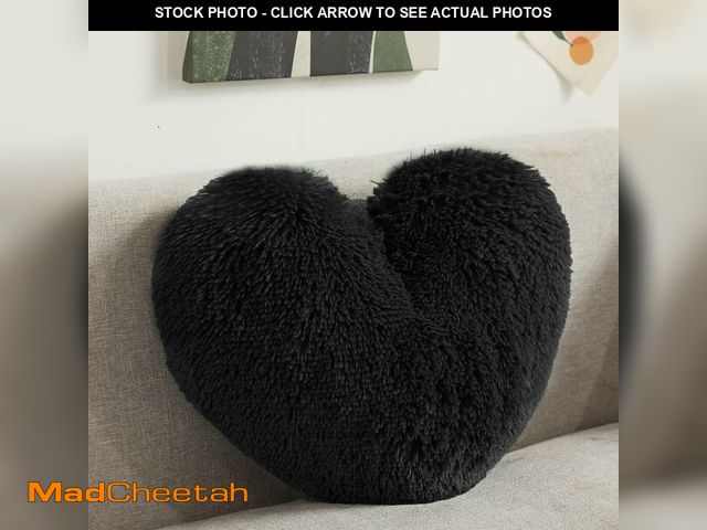 Lot 74-14478727 - MorroMorn Fluffy Heart Throw Pillows, Shaggy Decorative Pillow for Sofa Couch Bed, Cute Room Decor D...