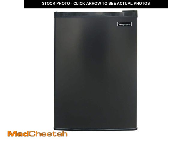 Lot 74-12691614 - Magic Chef 2.6 cu. ft. Mini Fridge in Black, ENERGY STAR - UNUSED