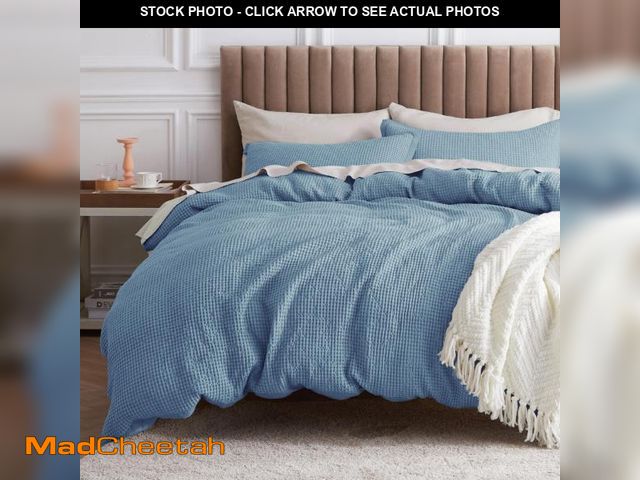Lot 74-12303986 - Bedsure Cotton Duvet Cover Queen - 100% Cotton Waffle Weave Grey Blue Duvet Cover Queen Size, Gentle...