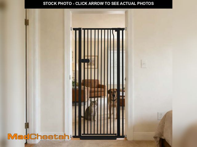 Lot 74-13816942 - Lumizone Extra Tall Cat Gate 55.12" High Pressure Mounted White 29.92"-34.24" Extra Wide 2025 New (1...