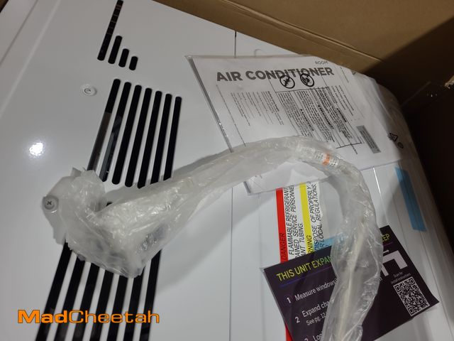 Lot 74-12537899 - GE Profile ClearView Ultra Quiet 8,300 BTU 115V Window Air Conditioner Cools 350 Sq. Ft. Quiet in Wh...