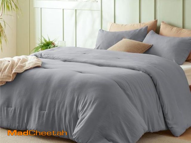 Lot 74-12514732 - Cozy Comfort 3 Pieces King Comforter Bedding Set, Grey Comforter Set for All Seasons, 1 Lightweight ...