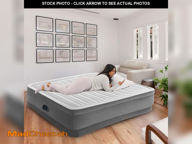 Lot 74-12536421 - Intex 24" Queen Dream Lux Pillow Top Dura-Beam Airbed Mattress with Built-in Pump - UNUSED