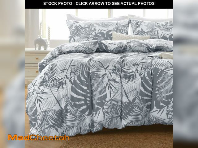 Lot 74-14270372 - MUXHOMO Duvet Cover Full Size, Reversible Floral Black &amp; Grey Duvet Cover Set with Zipper Closur...