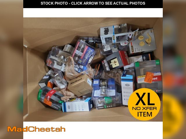 Lot 74-13051909 - Miscellaneous Door Handles &amp; Hardware - USED