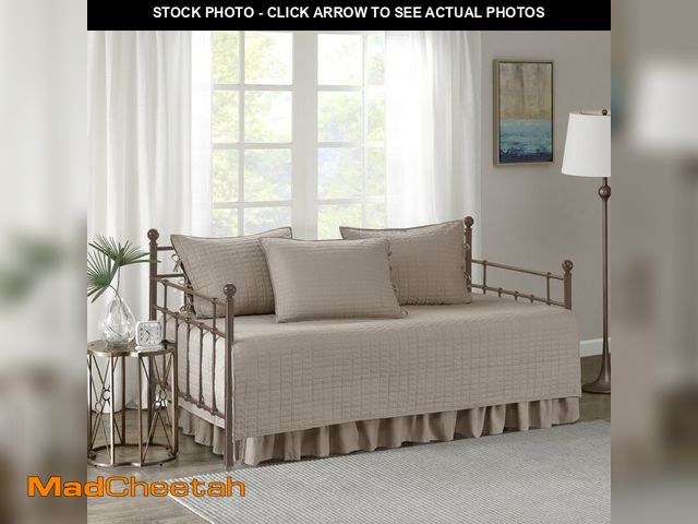 Lot 74-12710699 - Comfort Spaces Daybed Cover - Luxe Double Sided-Quilting, All Season Cozy Bedding with Bedskirt, Mat...