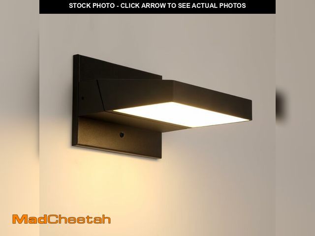 Lot 74-12705551 - Scpitw Outdoor Wall Light 350ÃÂ° Rotate Modern Wall Sconce Minimalist Style Wall Mount Light Alumin...