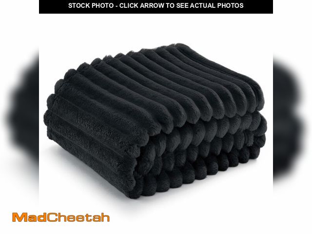 Lot 74-12874530 - Bedsure GentleSoft Black Fleece Blanket for Couch - Cozy Soft Blankets for Women, Cute Small Throws ...
