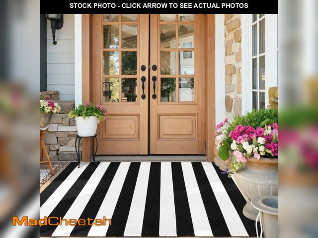 Lot 74-12305041 - Collive Black and White Rug 4'x 6', Washable Striped Outdoor Indoor Rug,Farmhouse Cotton Woven Layer...