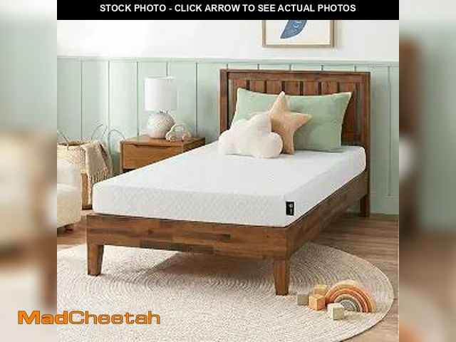 Lot 74-13844949 - Zinus 5 Inch Twin Cooling Essential Memory Foam Mattress [NewVersion], Fiberglass Free, Medium Feel,...