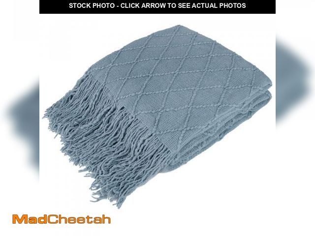 Lot 74-12119408 - PAVILIA Dusty Blue Knit Throw Blanket for Couch Bed, Soft Knitted Farmhouse Sofa Throw for Living Ro...