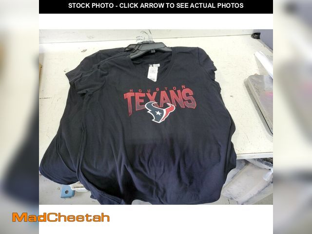 Lot 74-14080443 - NFL Officially Licensed Women's V-Neck Short Sleeve Tee, X-LARGE (SET OF 14) - UNUSED