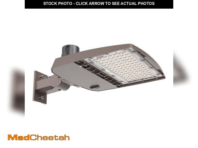 Lot 74-12755431 - HALO 450-Watt Equivalent Integrated LED, Bronze Area Light Large, 18000 Lumens - UNUSED