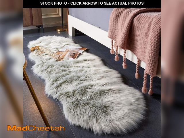 Lot 74-12305928 - EasyJoy Ultra Soft Fluffy Shaggy Area Rug Faux Fur, Chair Cover, Fuzzy Seat Pad for Bedroom Floor So...
