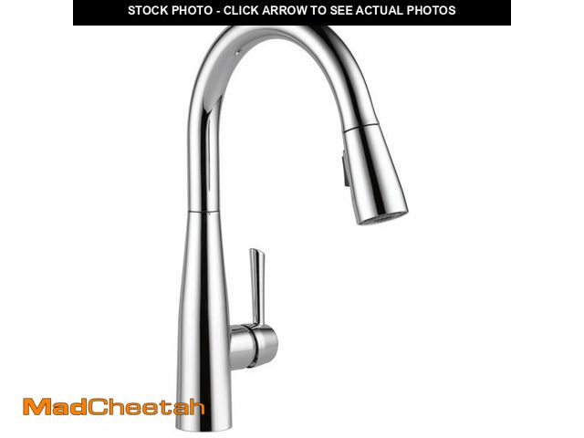 Lot 74-12515484 - Delta Essa Single Handle Pull-Down Kitchen Faucet in Chrome 9113-DST - UNUSED