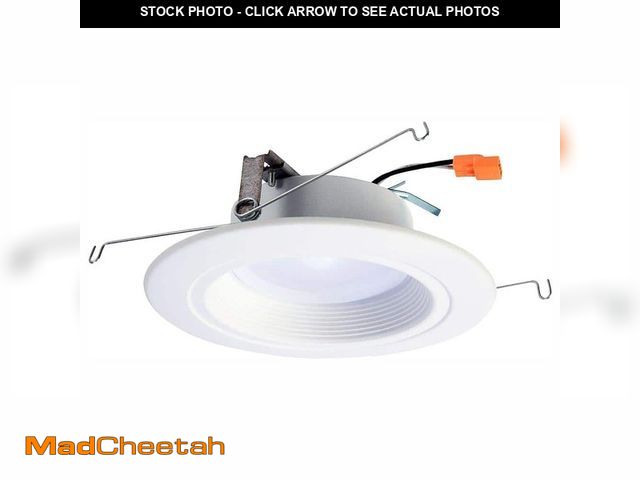 Lot 74-12684013 - HALO 5 in. and 6 in. 3000K White Integrated LED Recessed Ceiling Light Fixture Retrofit Downlight Tr...