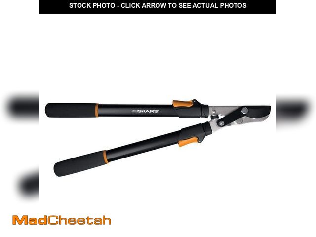 Lot 74-14242915 - *DIRTY* Fiskars 1-3/4 in. Cut Capacity Steel Blade, 25 in. - 37 in. Power-Lever Bypass Lopper with E...