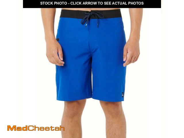 Lot 74-13717451 - Mirage Core 20" Stretch Performance Board Shorts - UNUSED