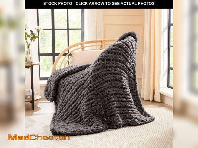 Lot 74-12702692 - L'AGRATY Chunky Knit Blanket Throw - Soft Throw Blanket 40x50: 100% Hand Kintted Chenile Crochet Thr...