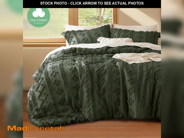 Lot 74-12487564 - Cozy Comfort Tufted Boho Comforter Set, 2 Pieces Farmhouse Shabby Chic Embroidery Bed Set, Soft Jacq...