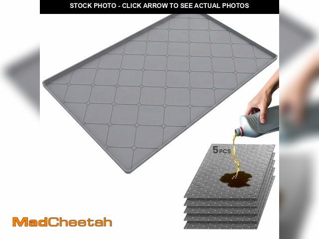 Lot 74-14151233 - OPSOOPI Oil Drip Pan for Under Car 34" x 22", Silicone Oil Spill Mat with 5 Absorbent Pads, Garage D...
