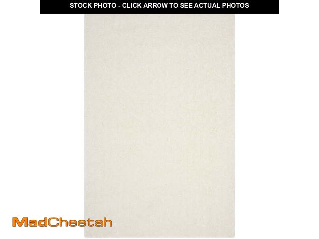 Lot 74-12862883 - SAFAVIEH Luxe Paxton Solid Plush Polyester Shag Area Rug, Ivory, 2' x 3' - USED