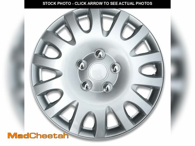 Lot 74-12686273 - Auto Drive 16 Inch Silver Alloy Finish Hubcap Wheel Covers - Set of 4 - Fits Most Cars - UNUSED