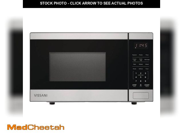 Lot 74-14306929 - (LIGHT DAMAGE) Vissani 0.9 cu. ft. Electric 900-W Countertop Microwave in Stainless Steel with Turnt...